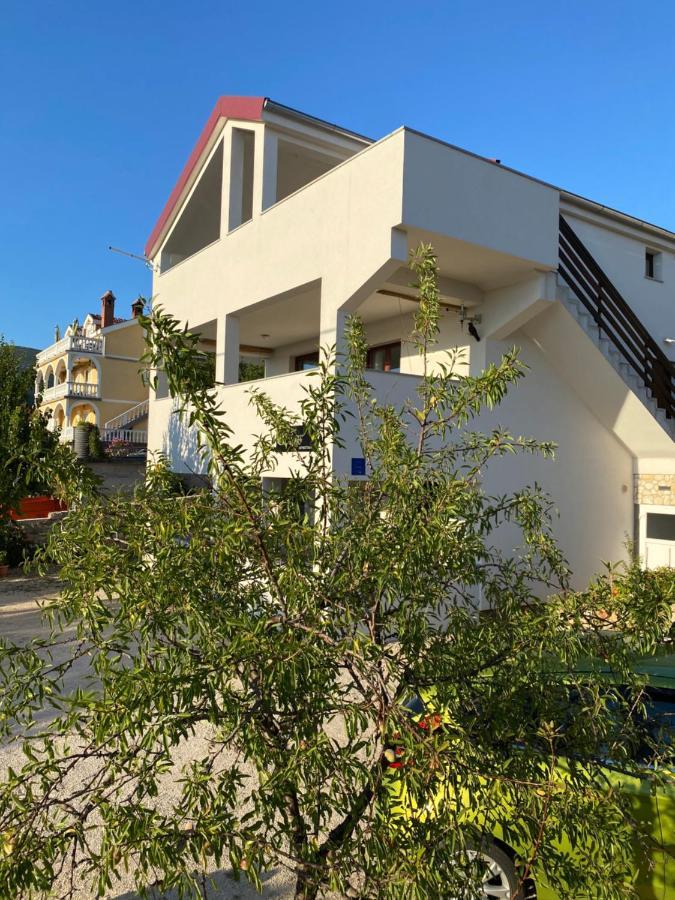 Apartament Stars Gornji Karin Zewnętrze zdjęcie