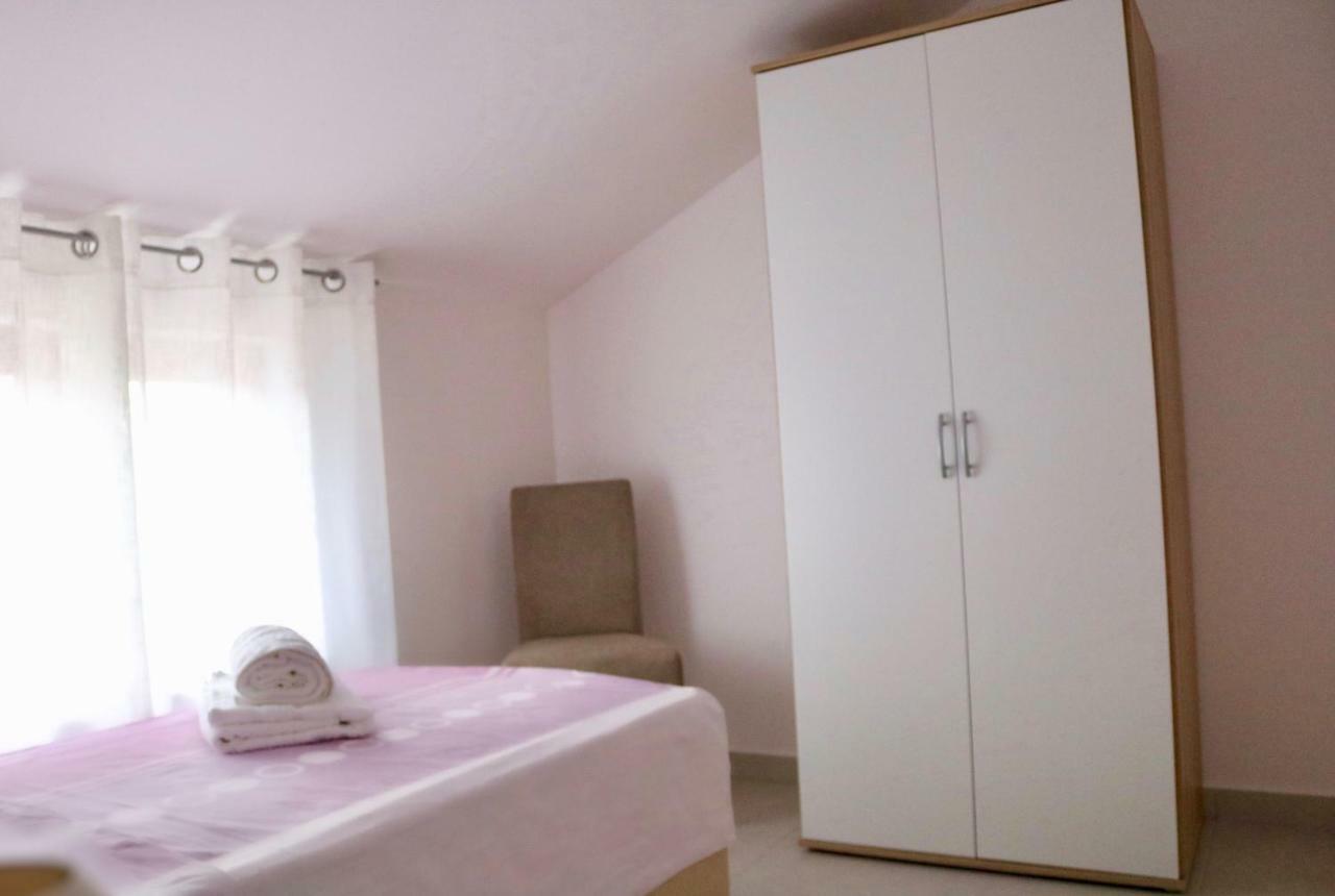 Apartament Stars Gornji Karin Zewnętrze zdjęcie